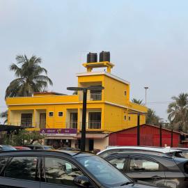 Golden rays beach stay, hotel in Mangalore