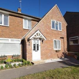 Spacious 4-Bedroom Family Home Sleeps 8