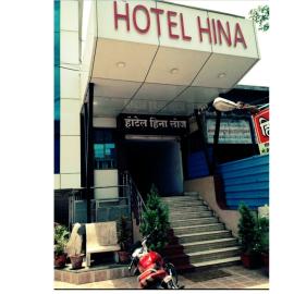 Hotel heena, hotel in Bīr