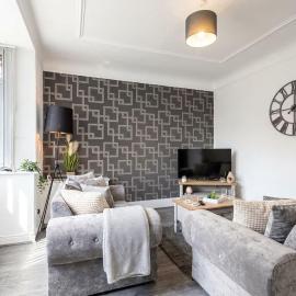 Spacious & Bright 3 Bedroom House in St Helens