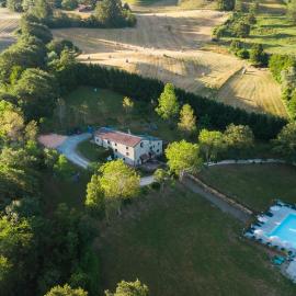 Tenuta Valdea – hotel w mieście Firenzuola
