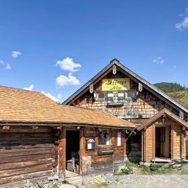 Chalet Zeffereralm by Interhome, hotell sihtkohas Forstau