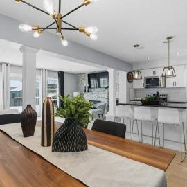Cozy Kitchener-Waterloo Home, hotell i Kitchener