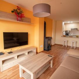 Valdelinares Snow & Nature by Concept Flats, hotel in Valdelinares