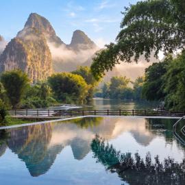 L'Eau Vive de Qixi Meidi - Riverfront Infinity Pool & Log Cabin Cafe - Outdoor Cooking Class Complimentary Shuttle with in 8 Kilometers، فندق في يانغتشو