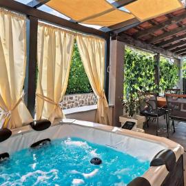 Holiday Home Nadalina by Interhome