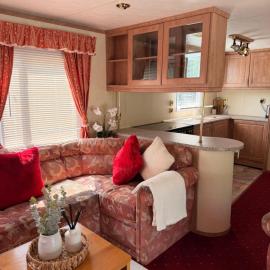 Swans Rest - Lakeside Caravan Park, hotel a Denver