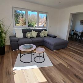 Ferienwohnung Skulpturenweg、Ludwigswinkelのホテル