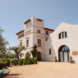El Serral Hotel
