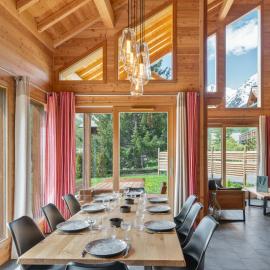 Chalet mitoyen lumineux avec espace bien-être et salle de jeux, Le Monêtier-les-Bains - FR-1-808-1, hotel in Le Monêtier-les-Bains