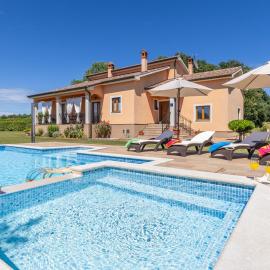 Villa Antonela