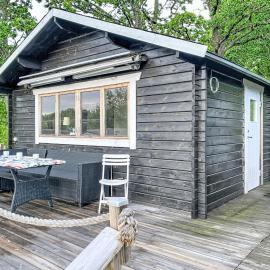 Holiday Home Sjöarpstugan by Interhome