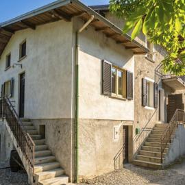 Apartment Umbi by Interhome, Hotel in Carriola