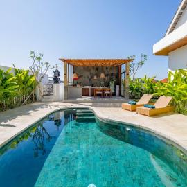 Juna Guest House, hotel in Uluwatu
