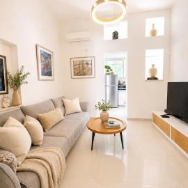 Alona's Apartments