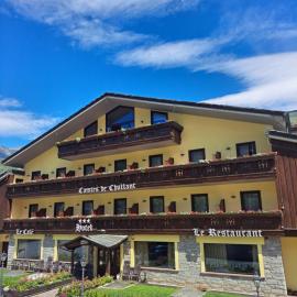 Hotel Comtes De Challant，費尼斯的飯店