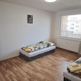 Apartmán pro 4 osoby, Chomutov CH1