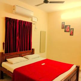 Pondy Prince Villa - Group Stay with Parking in Central Location, hotel in Pondicherry