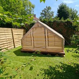 Glamping Nature & Évasion - accès JACUZZI ET SAUNA à Boulogne-sur-Mer, hotel in Boulogne-sur-Mer