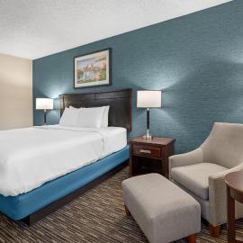 Best Western Plus Indianapolis North at Pyramids, hotel u gradu Indijanopolis