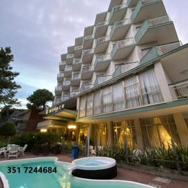 Viesnīca Hotel Monaco - parcheggio e piscina pilsētā Milano Maritima