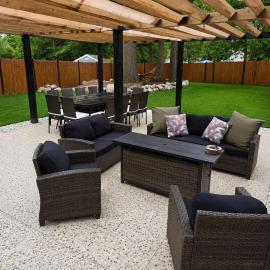Family Friendly Modern Escape Close to Boston!, hotel a Holbrook