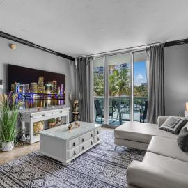 Coastal 2BR Escape Steps to the Beach