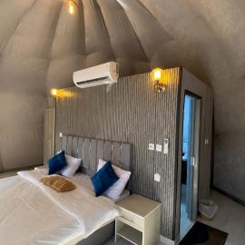 Olivia Rum Luxury Bubbles & Jeep Tours, ξενοδοχείο σε Ουάντι Ραμ