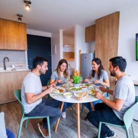 HOM I 1D1B, WiFi, Full equipado, calefactor eléctrico, Cerca al Lago