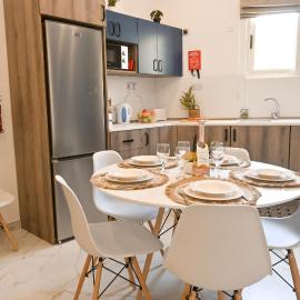 Well Located Modern Apart Balluta Bay - Happy Rentals