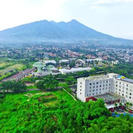 Padjadjaran Suites Resort and Convention Hotel, hotell i Bogor