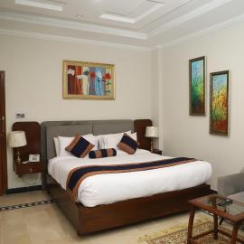 Nizalia Hotel & Resort, hotel di Patriata