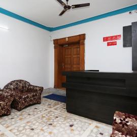 Hotel O Maa Banadurga Guest House, hotel sa Bālianta