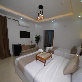 Triple garden view hotel, khách sạn ở Cairo