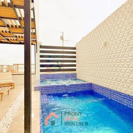Beachfront pool whirlpool & firepit