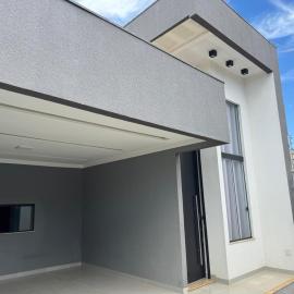 Casa com piscina para 6 pessoas ou mais, hotel i Anápolis