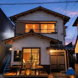 Fuji-Yado Guesthouse & Hostel, hotel i Fujinomiya