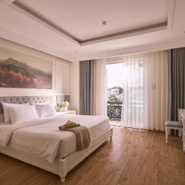 Nature Hotel and Suite, hotel in Da Lat
