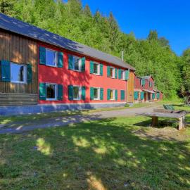 10 Bedroom Amazing Home In Sitzendorf