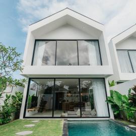 Villa Alisa - 2BR Tropical Haven - Nyanyi, Hotel in Cemagi