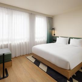 Hampton By Hilton Paris Saint Ouen: Saint-Ouen şehrinde bir otel