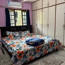 Home away from Home hyderabad, hotel em Secunderābād