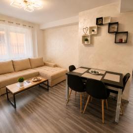 ARKADIA 2 BR APARTMENTs
