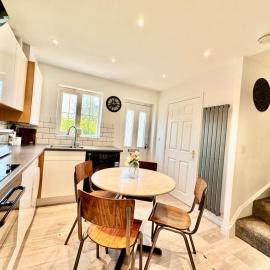 Modern 3 Bedroom Home in the Heart of Chesterfield