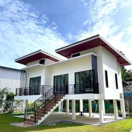 PJ House by Julie PC