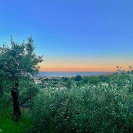 Peaceful Sea-View in A Formia Retreat, hotel en Formia