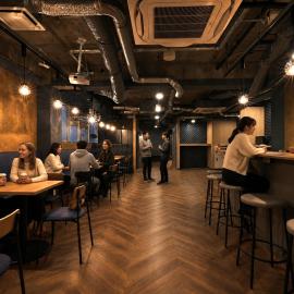 Shijo Guesthouse HIVE, hotel i Kyoto