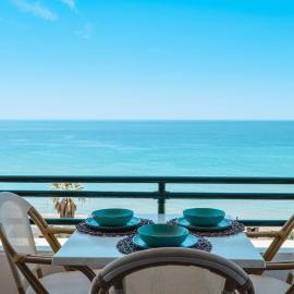 Corfu Glyfada Menigos Resort 86, ξενοδοχείο στη Γλυφάδα
