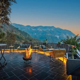 Moshams - A Home with Nature & Elegance, hotel in Narendranagar