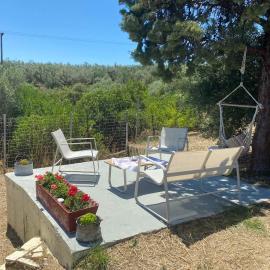 Real Holidays Antoniadou - Rustic House, hotel a Elaiokhórion
